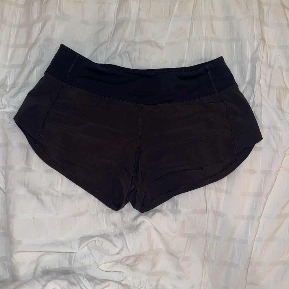 Lululemon Speed Up shorts. Size 4, 2.5 Inseam.